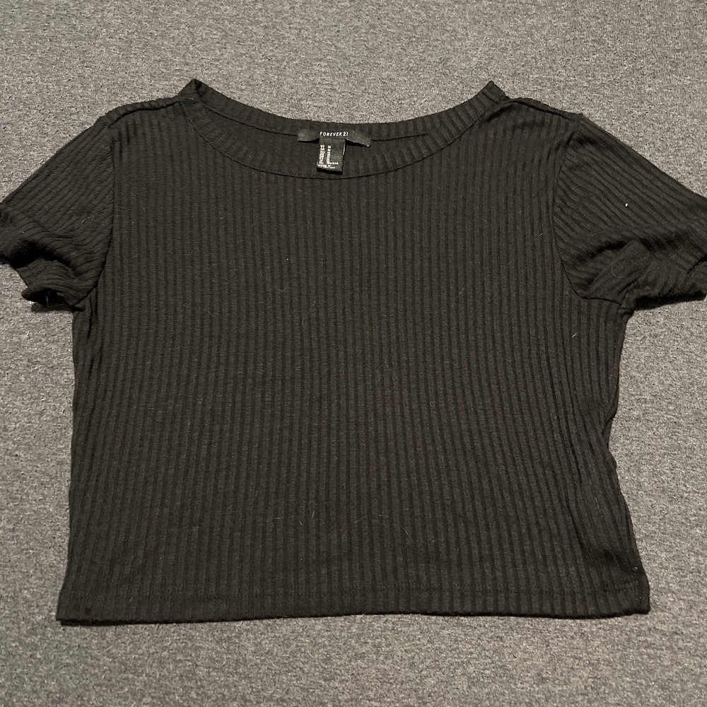 Black forever 21 crop top size medium
